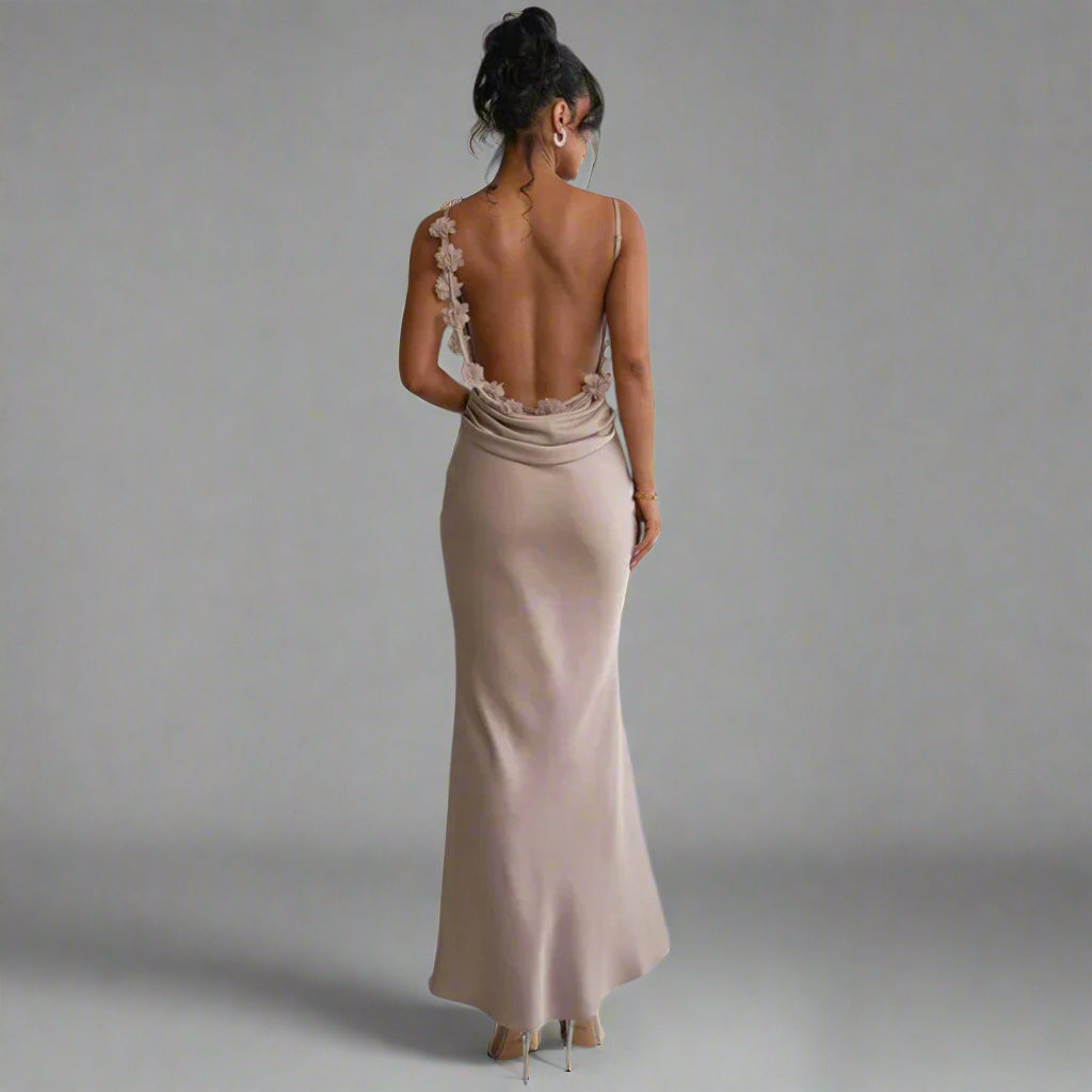 Magdalena | Elegant Backless Dress