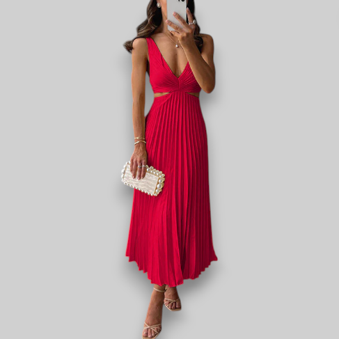 Mariel – Elegant Pleated Dress