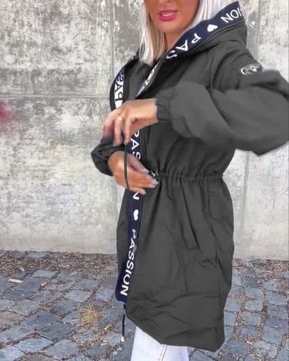 Casual coat with hood and drawstring in letter pattern