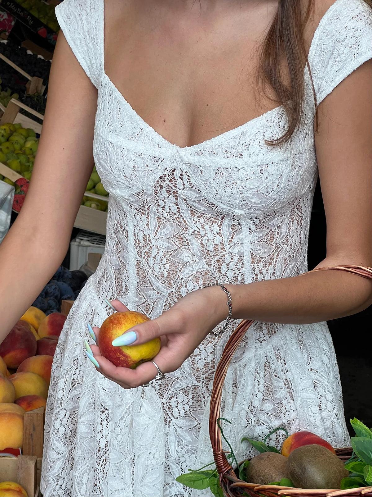 White / XL