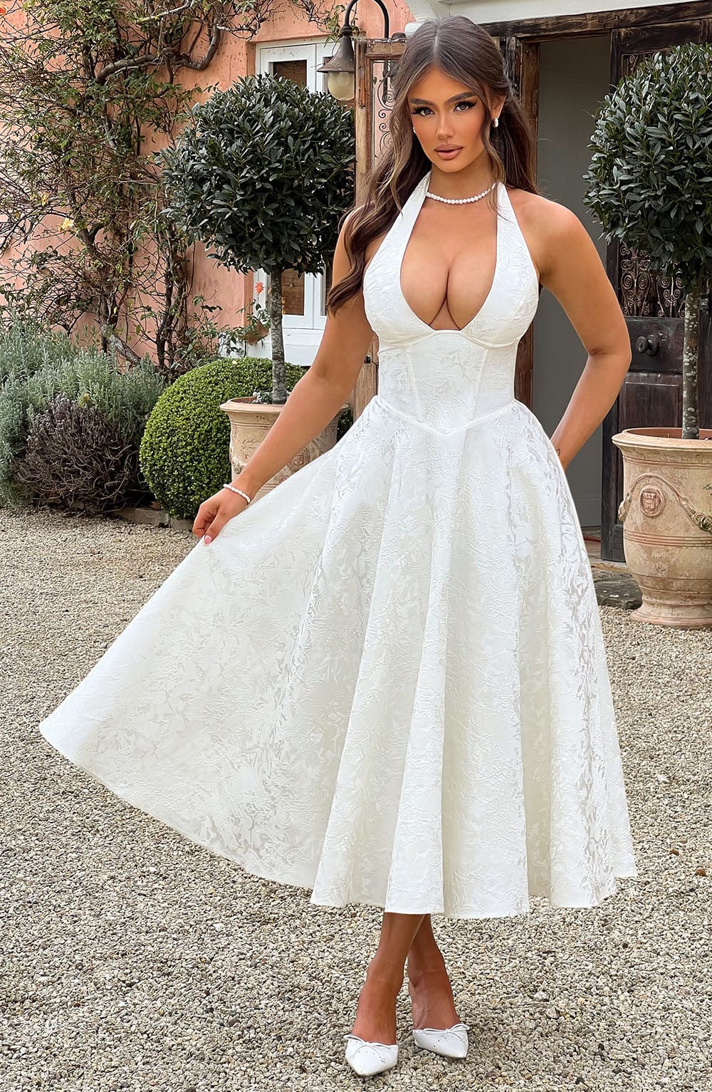 White / L