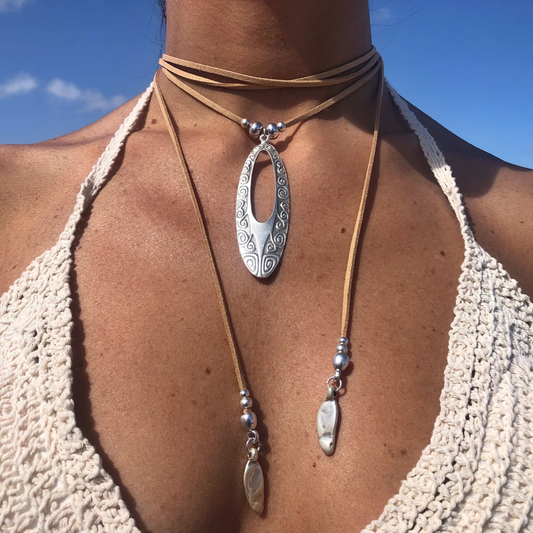 Silvered Stone Pieces Necklace